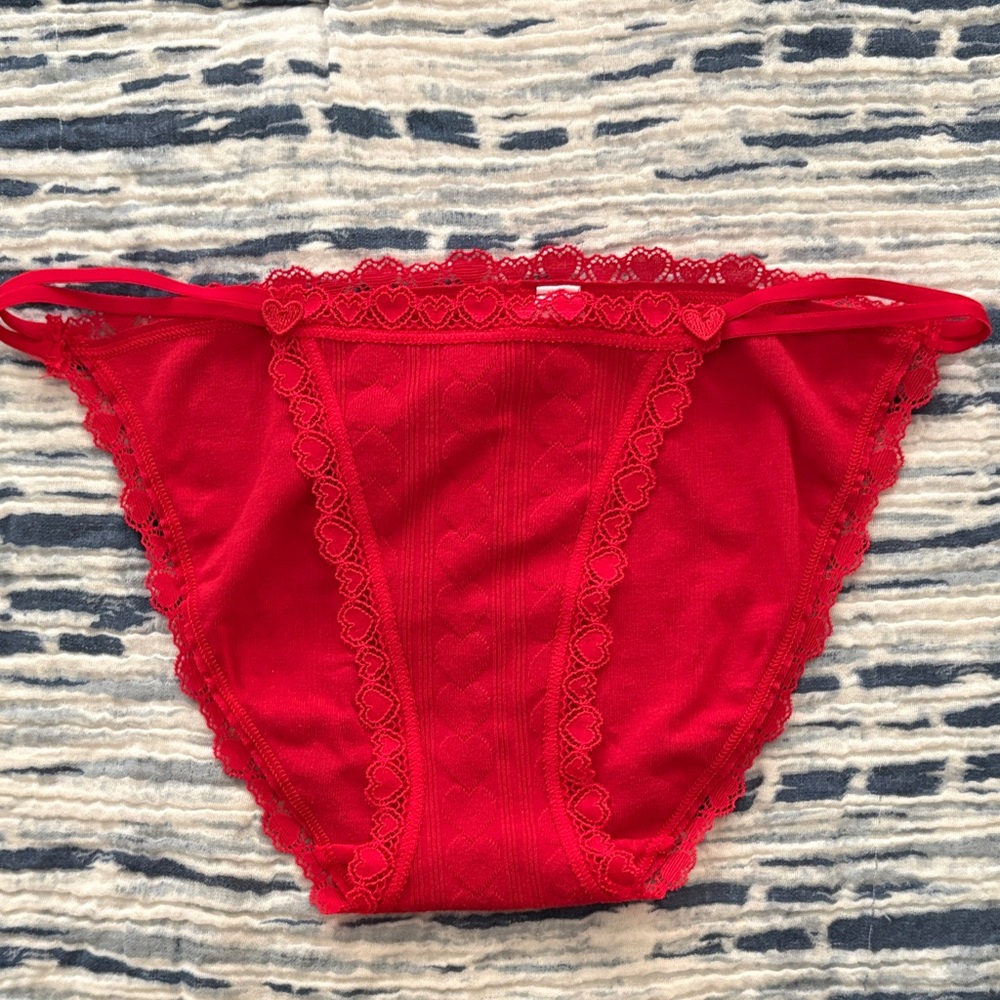 Victoria’s Secret String Bikini cotton Panty in Red hearts
